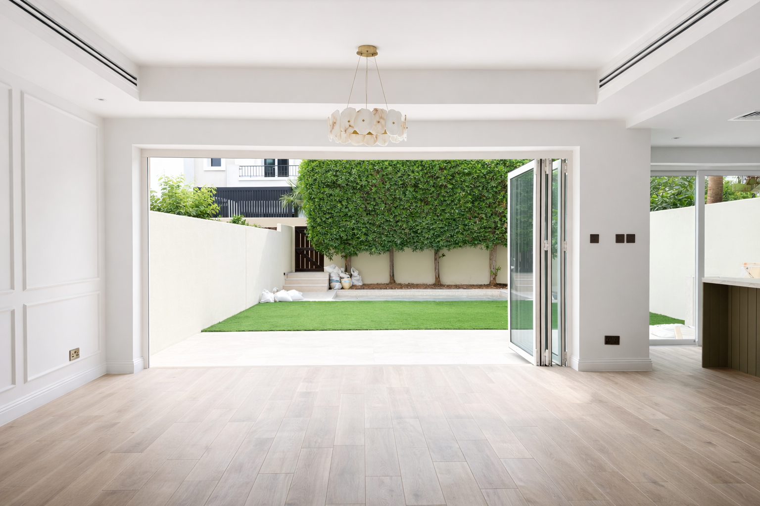 4 Bedrooms Townhouse in Al Reem 3