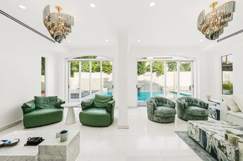 6 Bedrooms Villa in Mirador