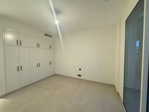 3 Bedrooms Apartment in Terraced Apartments Building 2 Block A