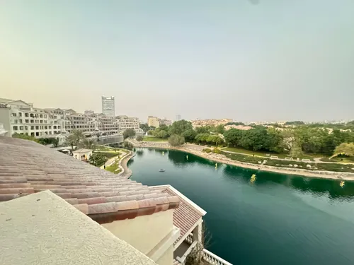 3 Bedrooms Apartment in Terraced Apartments Building 2 Block A