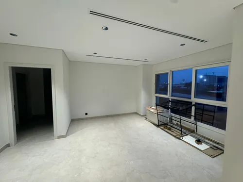 3 Bedrooms Apartment in Terraced Apartments Building 2 Block A