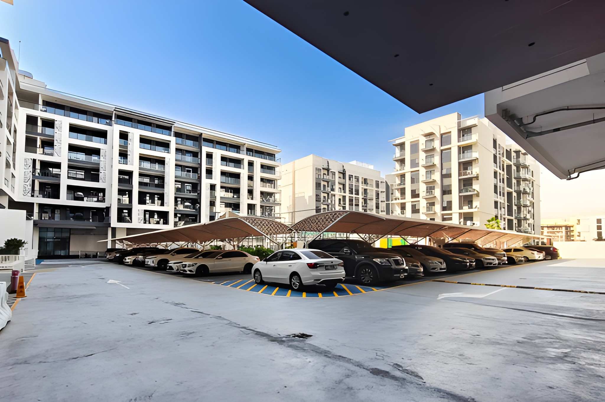 1 Bedroom Apartment in Petalz By Danube - Block B