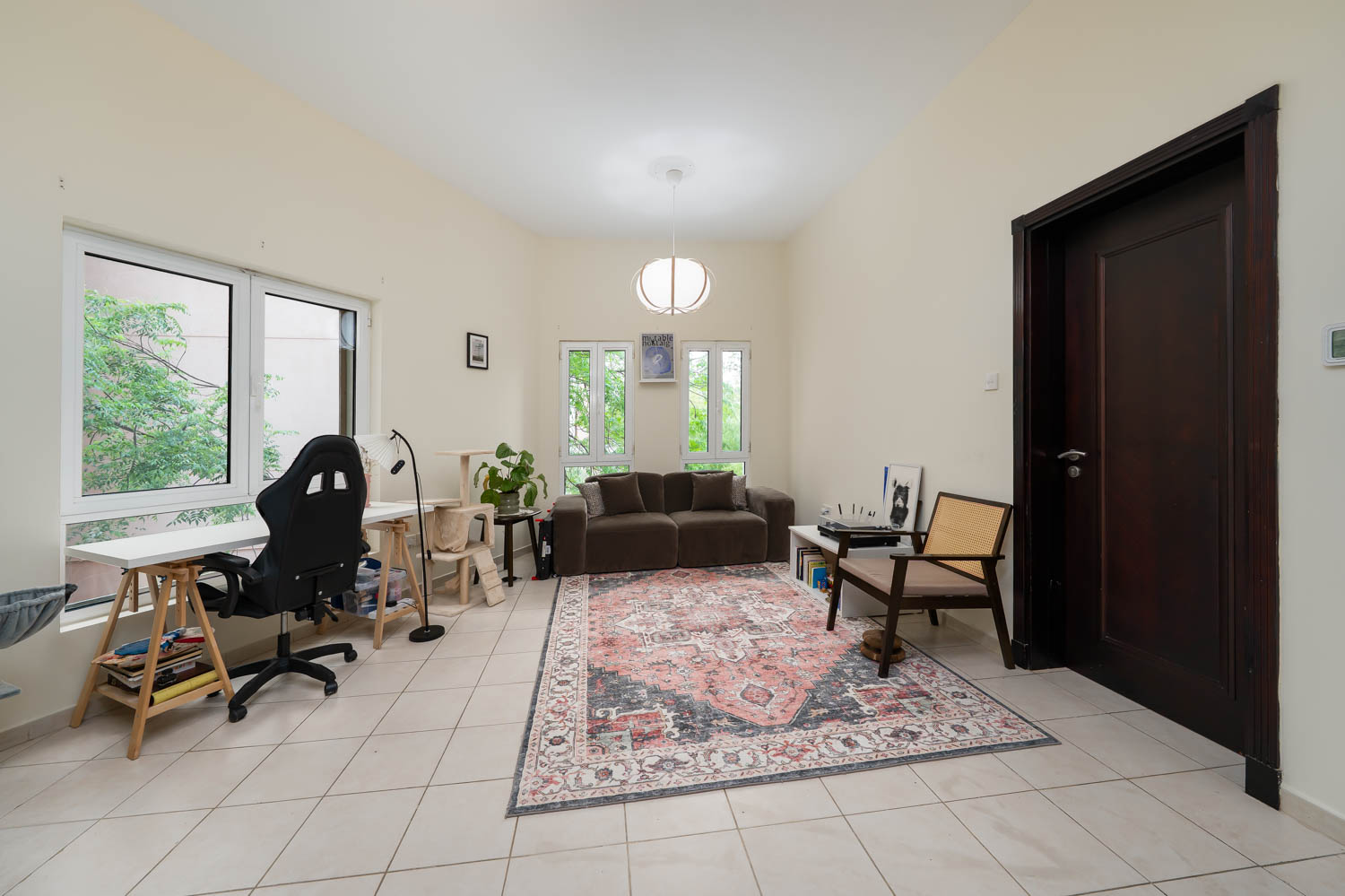 1 Bedroom Apartment in Building 74