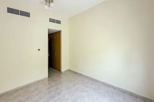 1 Bedroom Apartment in Building 190