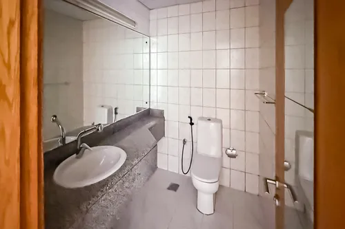 1 Bedroom Apartment in Building 190