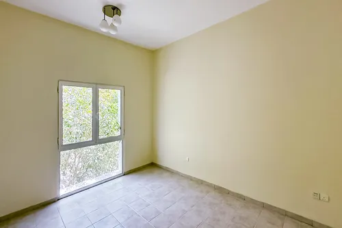 1 Bedroom Apartment in Building 190