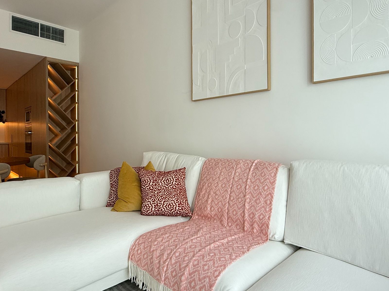 1 Bedroom Apartment in MOG 194