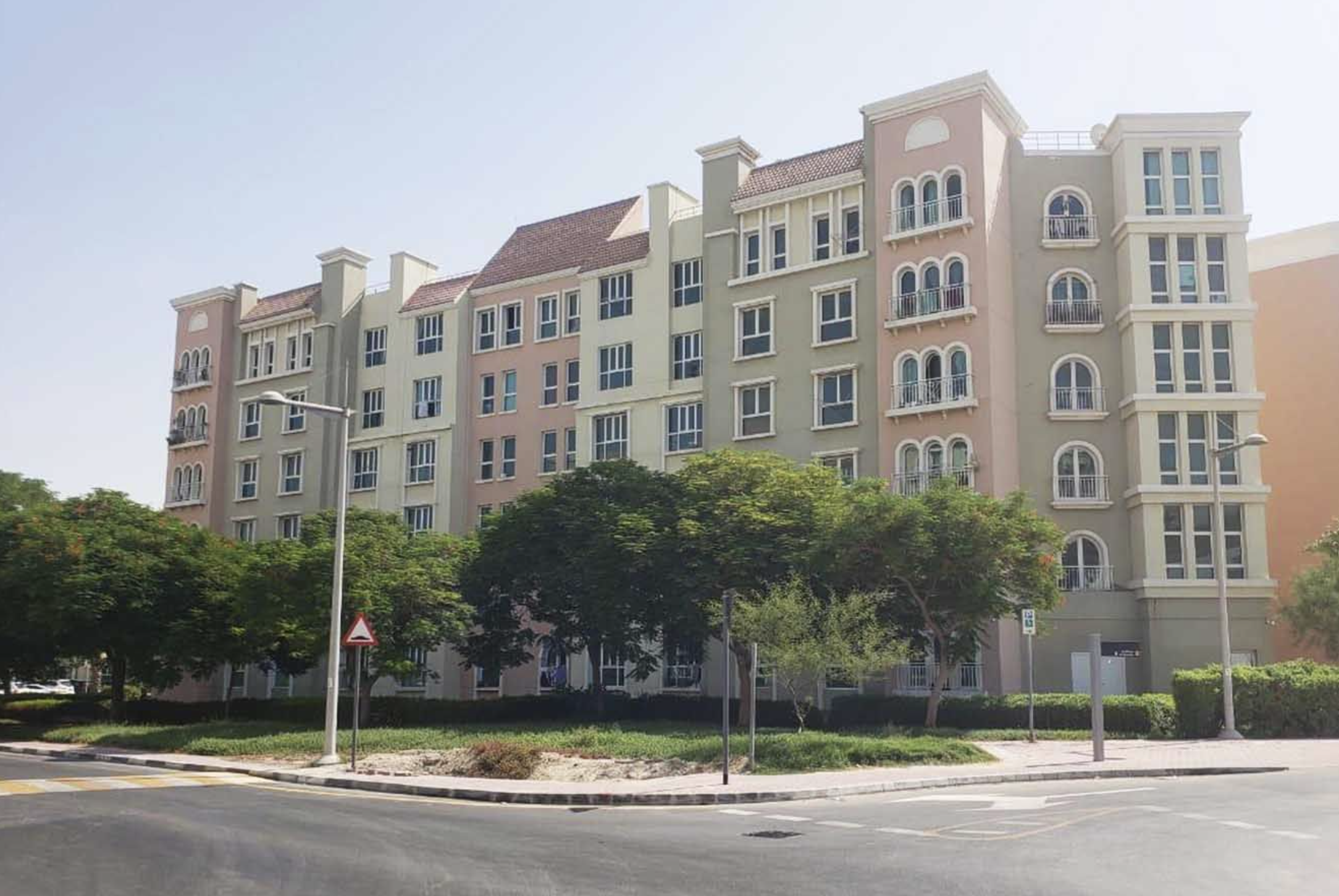 1 Bedroom Apartment in MOG 194