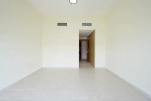 2 Bedrooms Apartment in Building 129