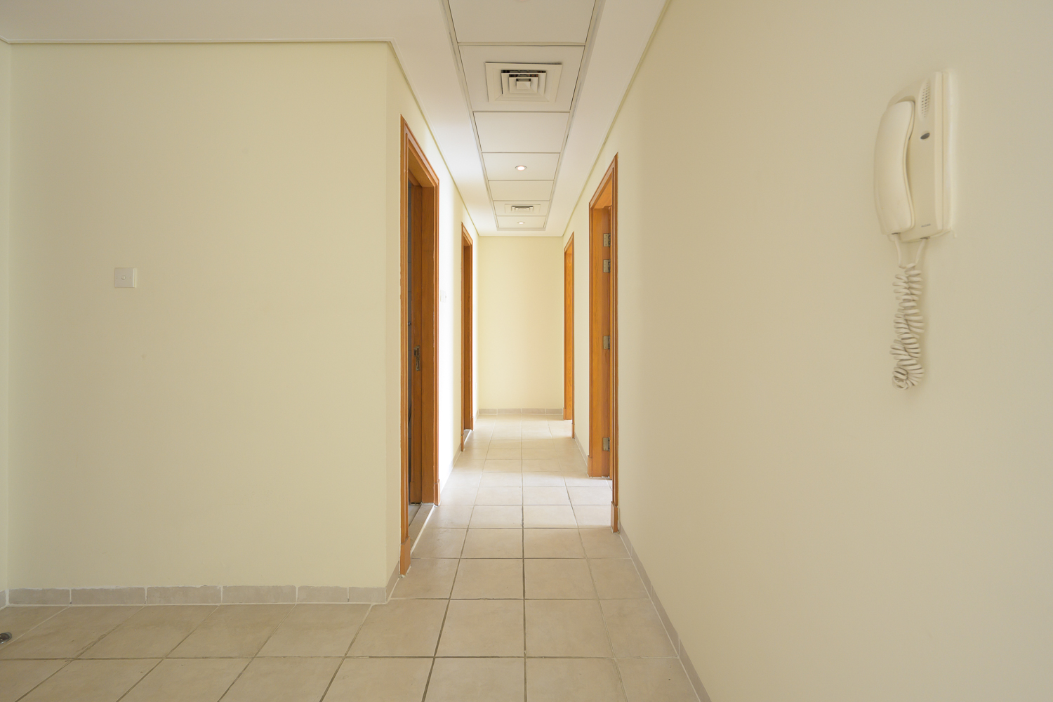 2 Bedrooms Apartment in Building 129