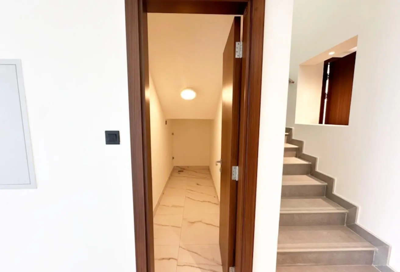 4 Bedrooms Townhouse in The Fields