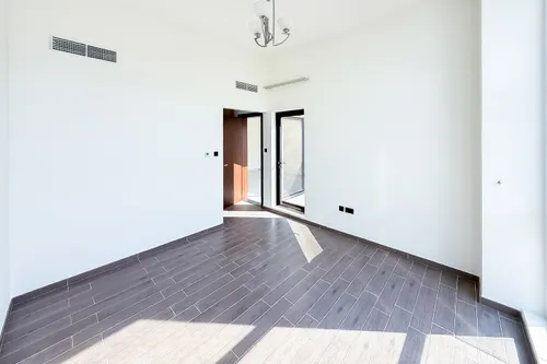 4 Bedrooms Townhouse in The Fields