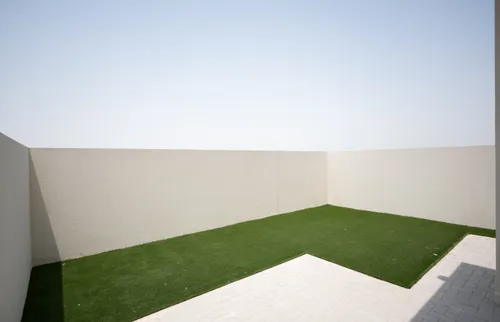 4 Bedrooms Townhouse in The Fields