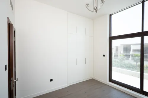 4 Bedrooms Townhouse in The Fields