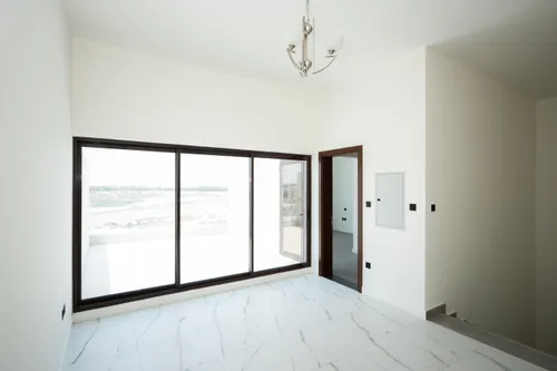 4 Bedrooms Townhouse in The Fields
