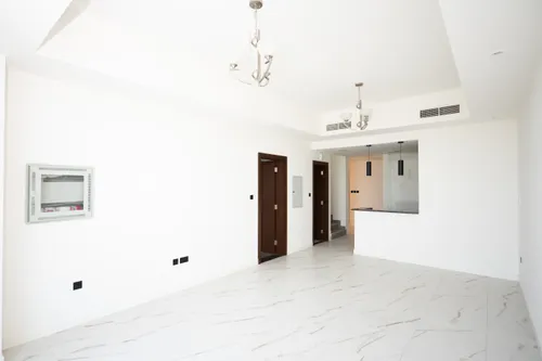 4 Bedrooms Townhouse in The Fields