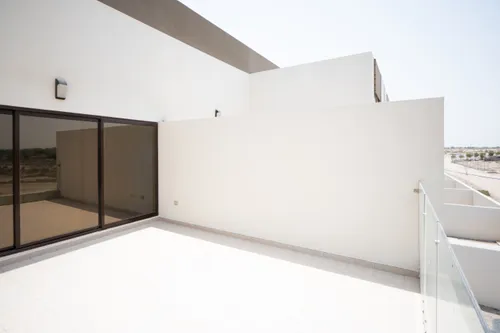 4 Bedrooms Townhouse in The Fields