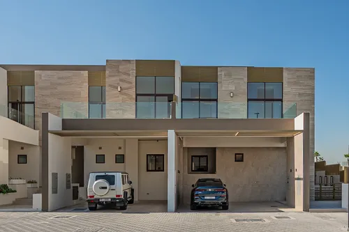 4 Bedrooms Townhouse in The Fields