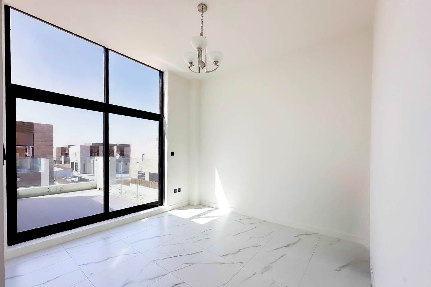 4 Bedrooms Townhouse in The Fields