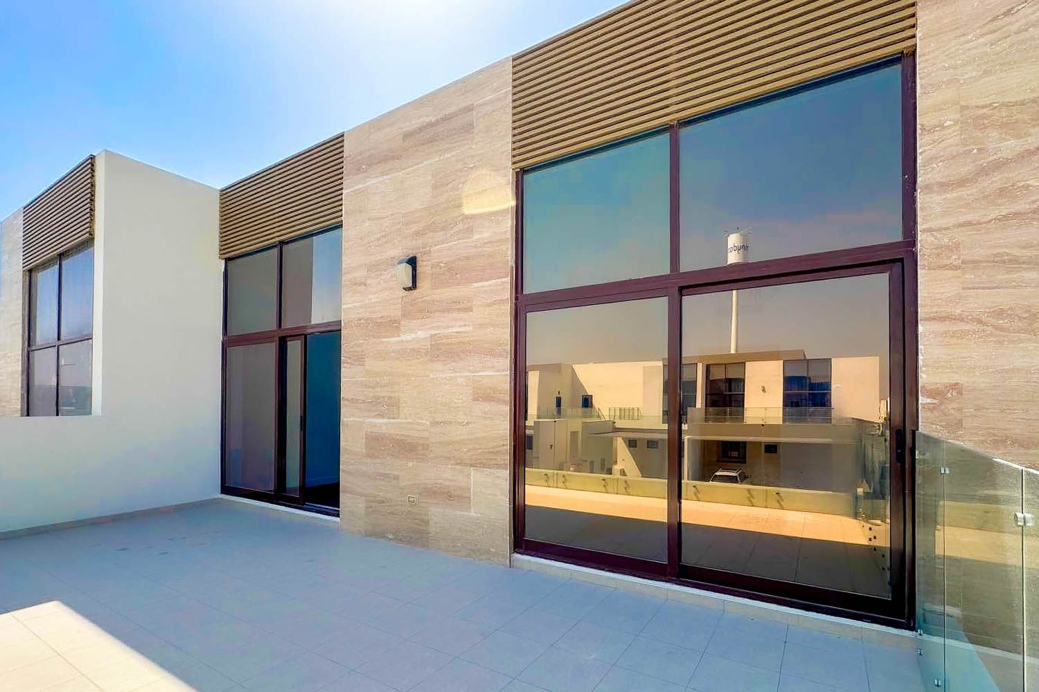 4 Bedrooms Townhouse in The Fields