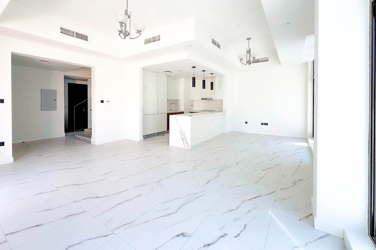 4 Bedrooms Townhouse in The Fields