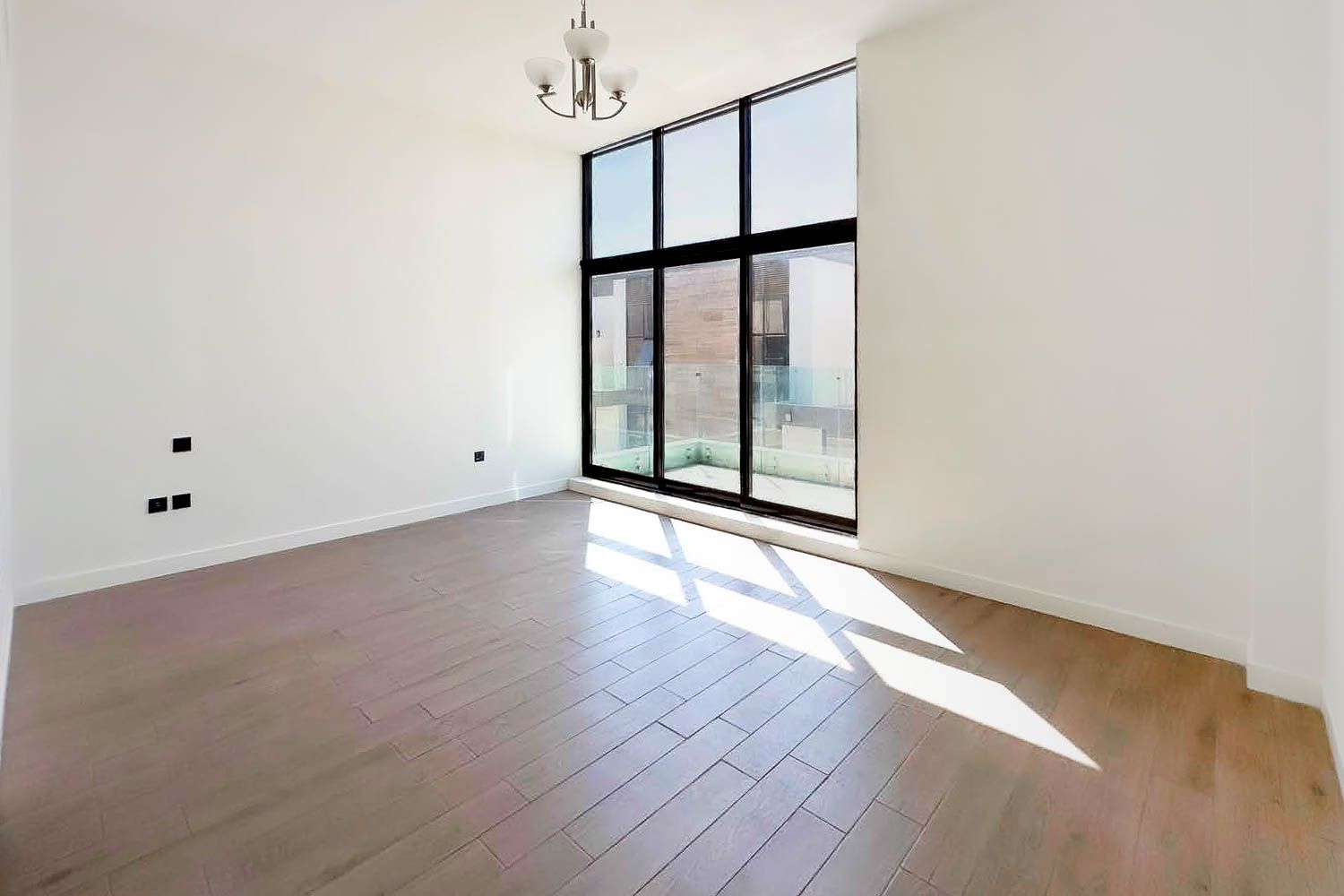 4 Bedrooms Townhouse in The Fields