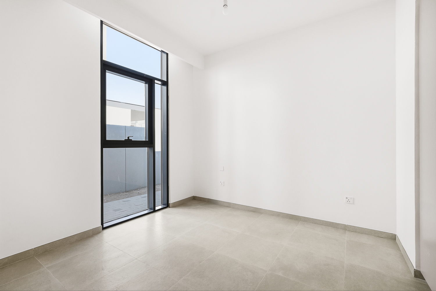 4 Bedrooms Townhouse in Mudon Al Ranim 3