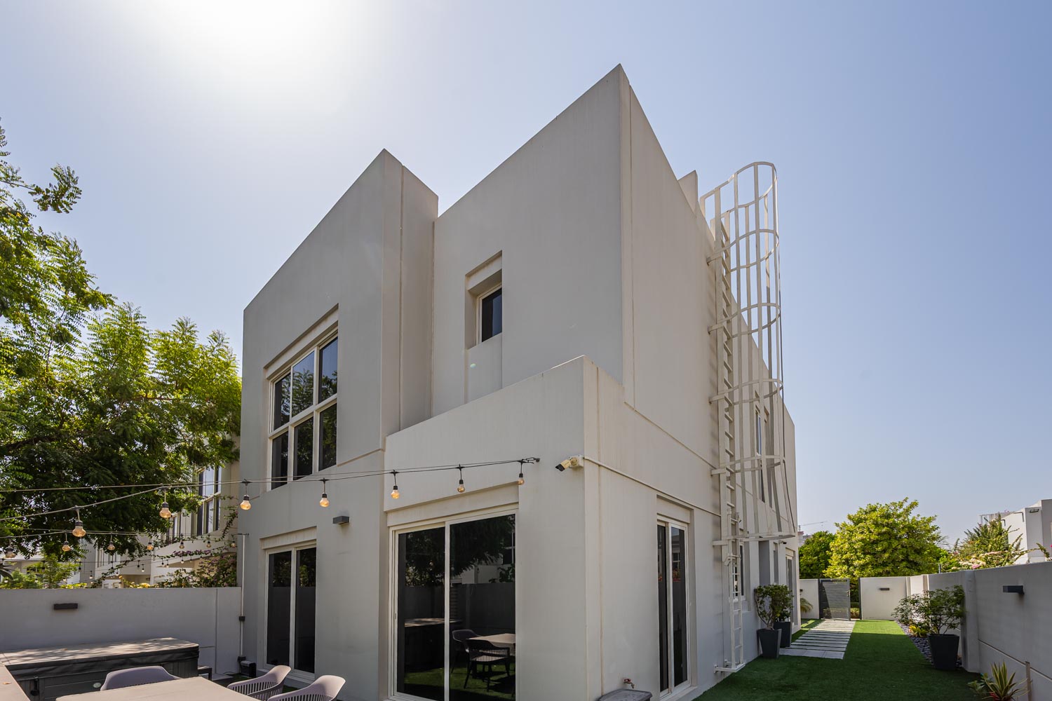 4 Bedroom Townhouse in Arabella Townhouses 3