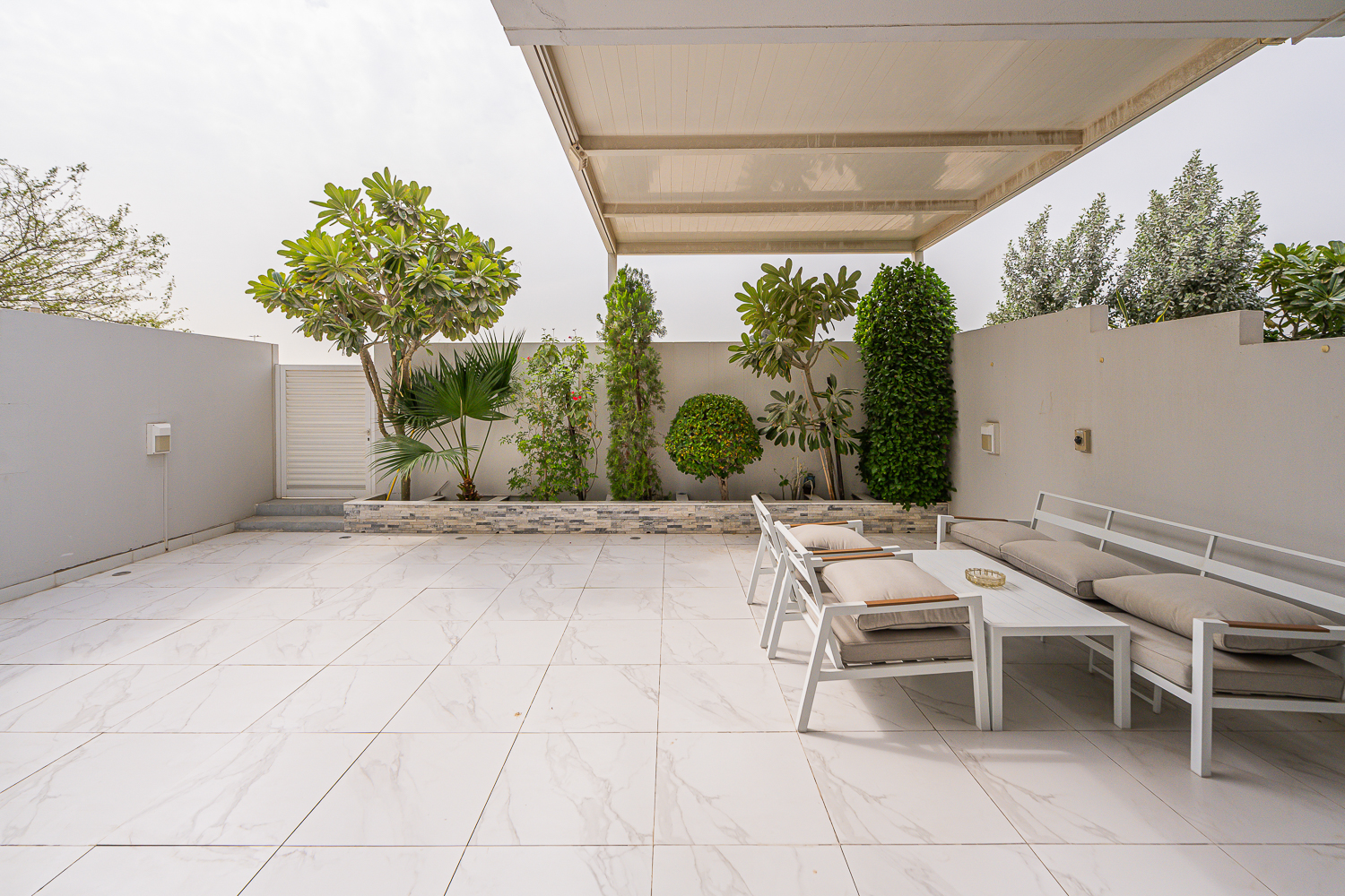 3 Bedrooms Townhouse in Arabella Townhouses 2