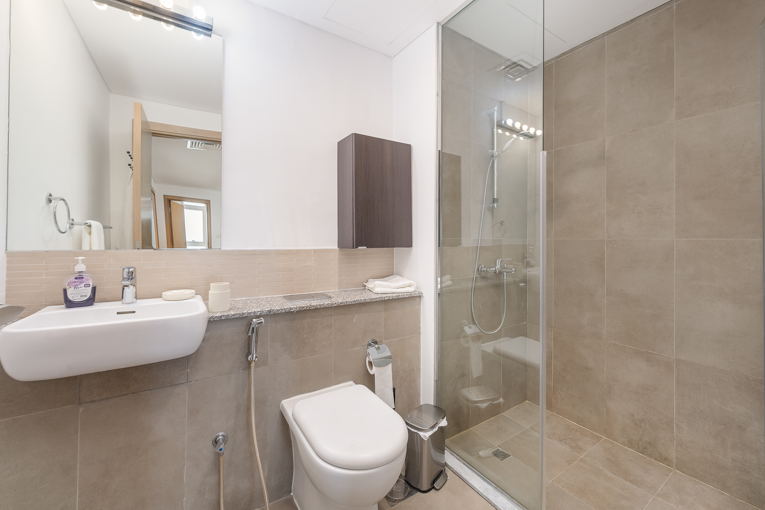 3 Bedrooms Townhouse in Arabella Townhouses 2