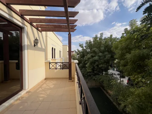 4 Bedrooms Villa in Al Naseem B