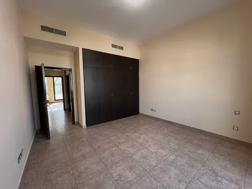 4 Bedrooms Villa in Al Naseem B