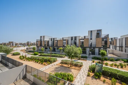 3 Bedrooms Townhouse in Mudon Al Ranim 3