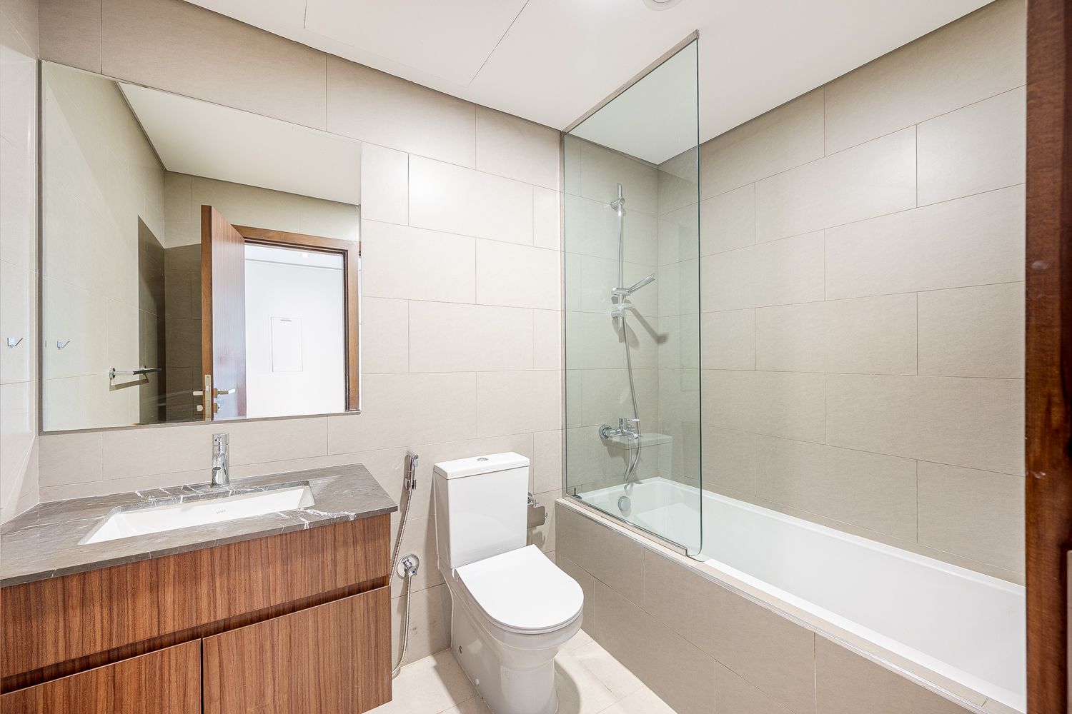 3 Bedrooms Townhouse in Arabella Townhouses 3