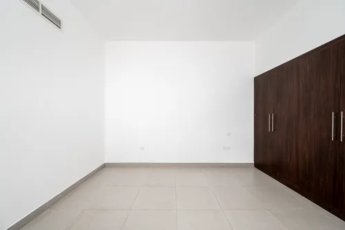 3 Bedrooms Townhouse in Arabella Townhouses 1