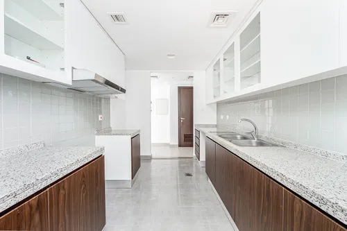3 Bedrooms Townhouse in Arabella Townhouses 1