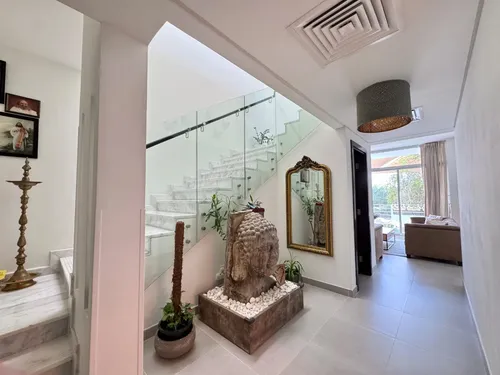3 Bedrooms Townhouse in Arabella Townhouses 1