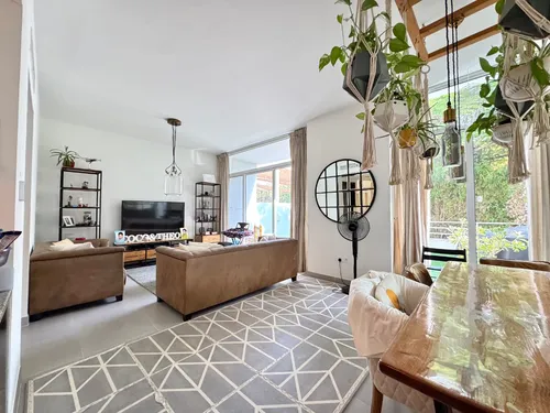 3 Bedrooms Townhouse in Arabella Townhouses 1