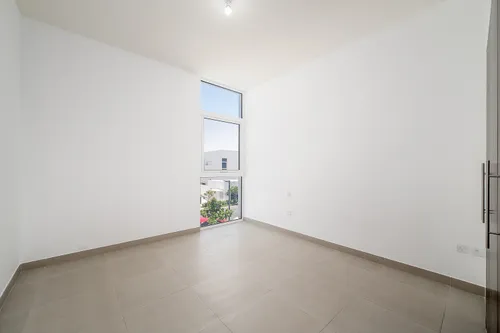 3 Bedrooms Townhouse in Arabella Townhouses 1