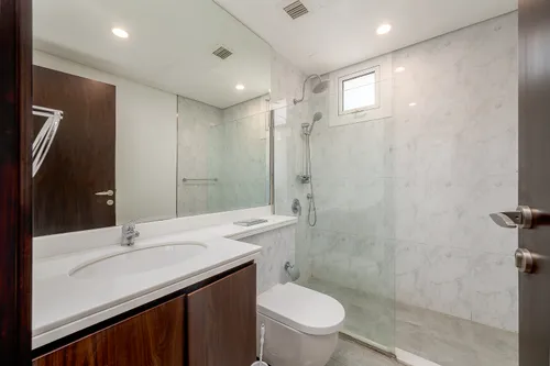 3 Bedrooms Townhouse in Arabella Townhouses 1