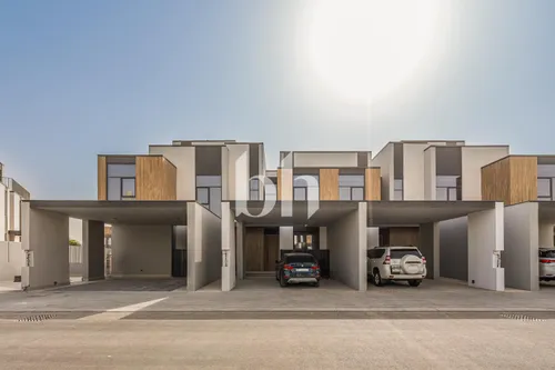 Green Belt | Type 3B1M | Stunning 3 Bedroom