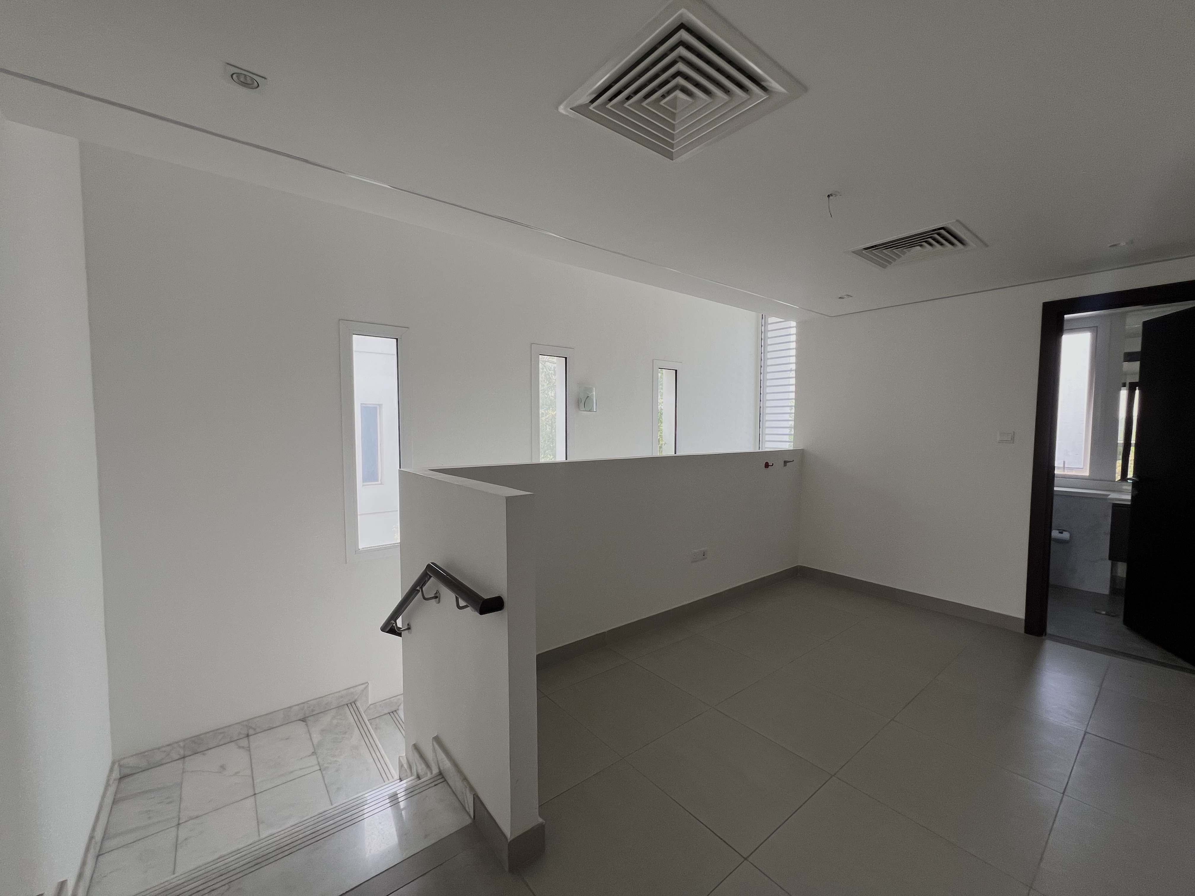 3 Bedrooms Townhouse in Arabella Townhouses 1