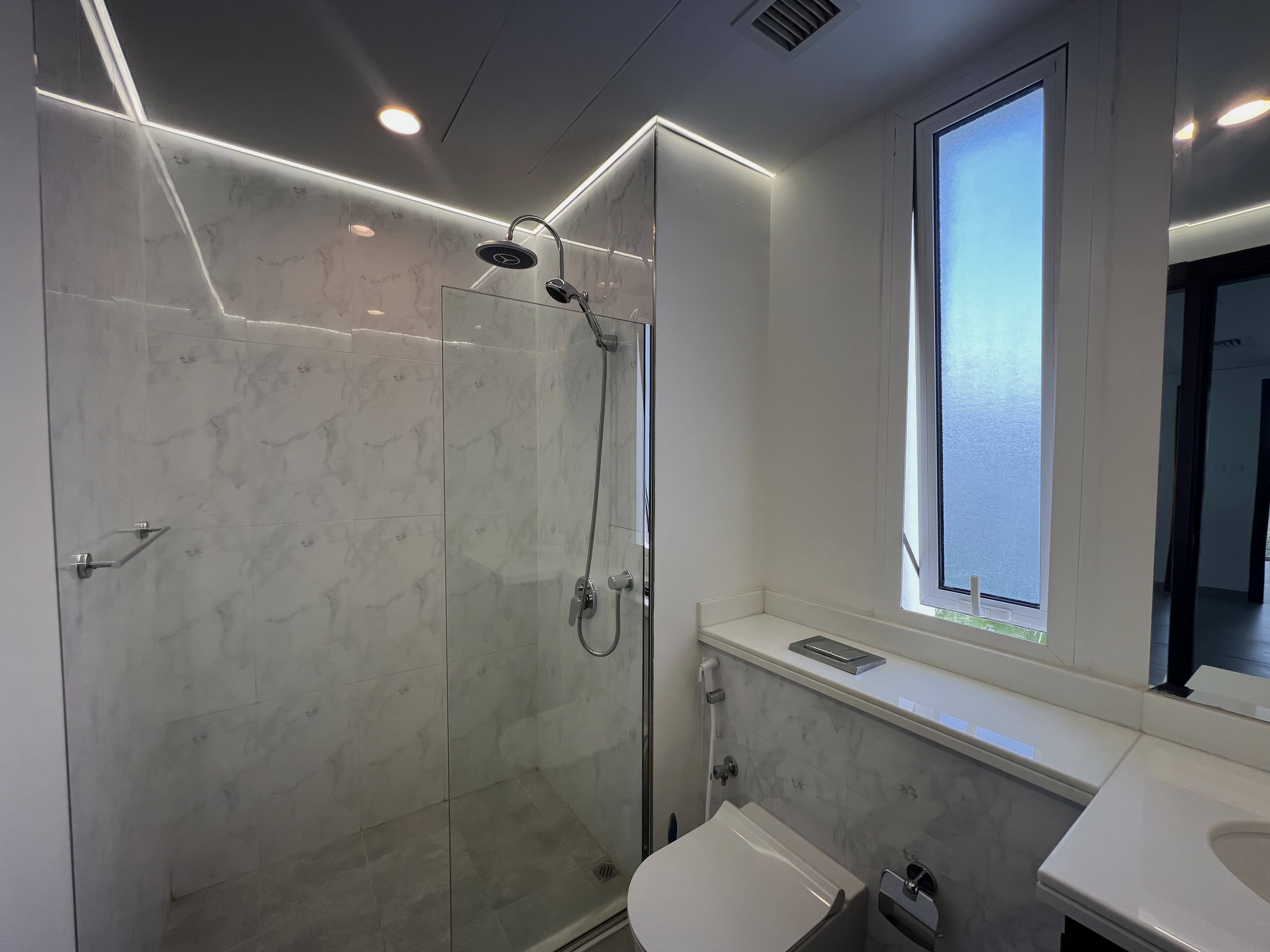 3 Bedrooms Townhouse in Arabella Townhouses 1