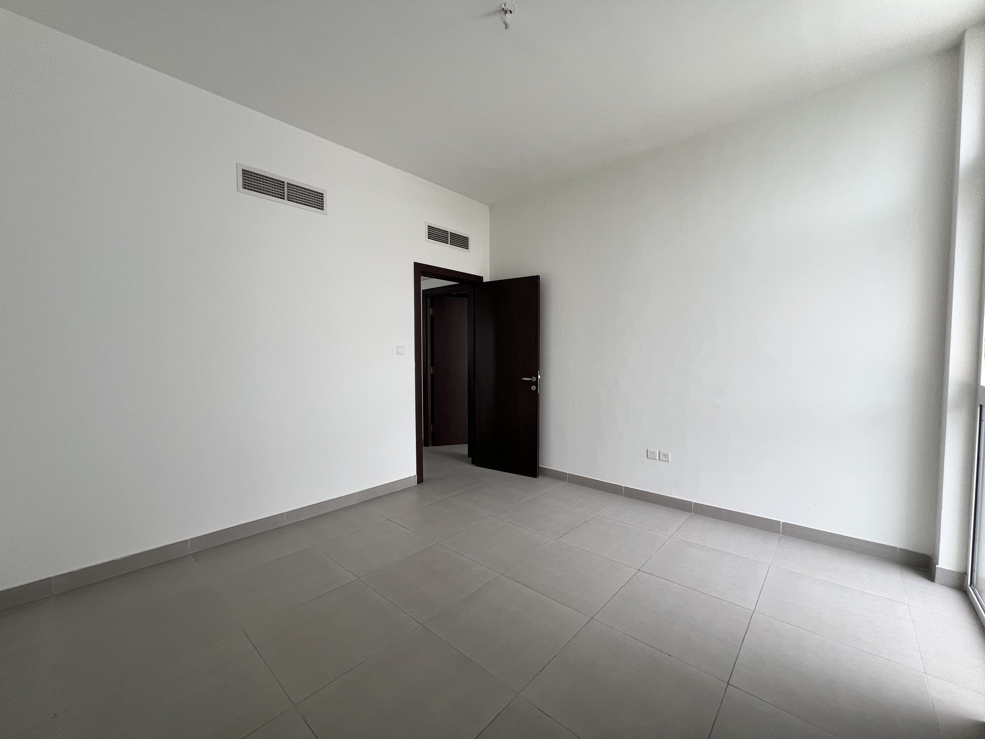 3 Bedrooms Townhouse in Arabella Townhouses 1