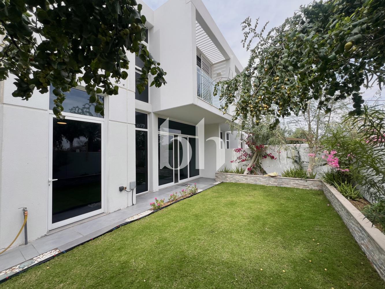 Vacant | Corner Unit | Upgraded | 3 Bedroom