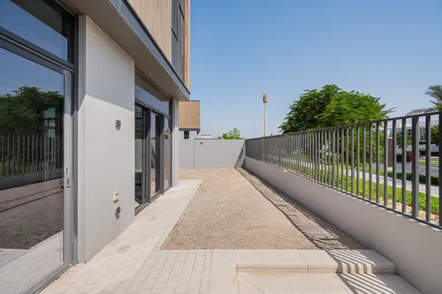 4 Bedrooms Townhouse in Mudon Al Ranim 1