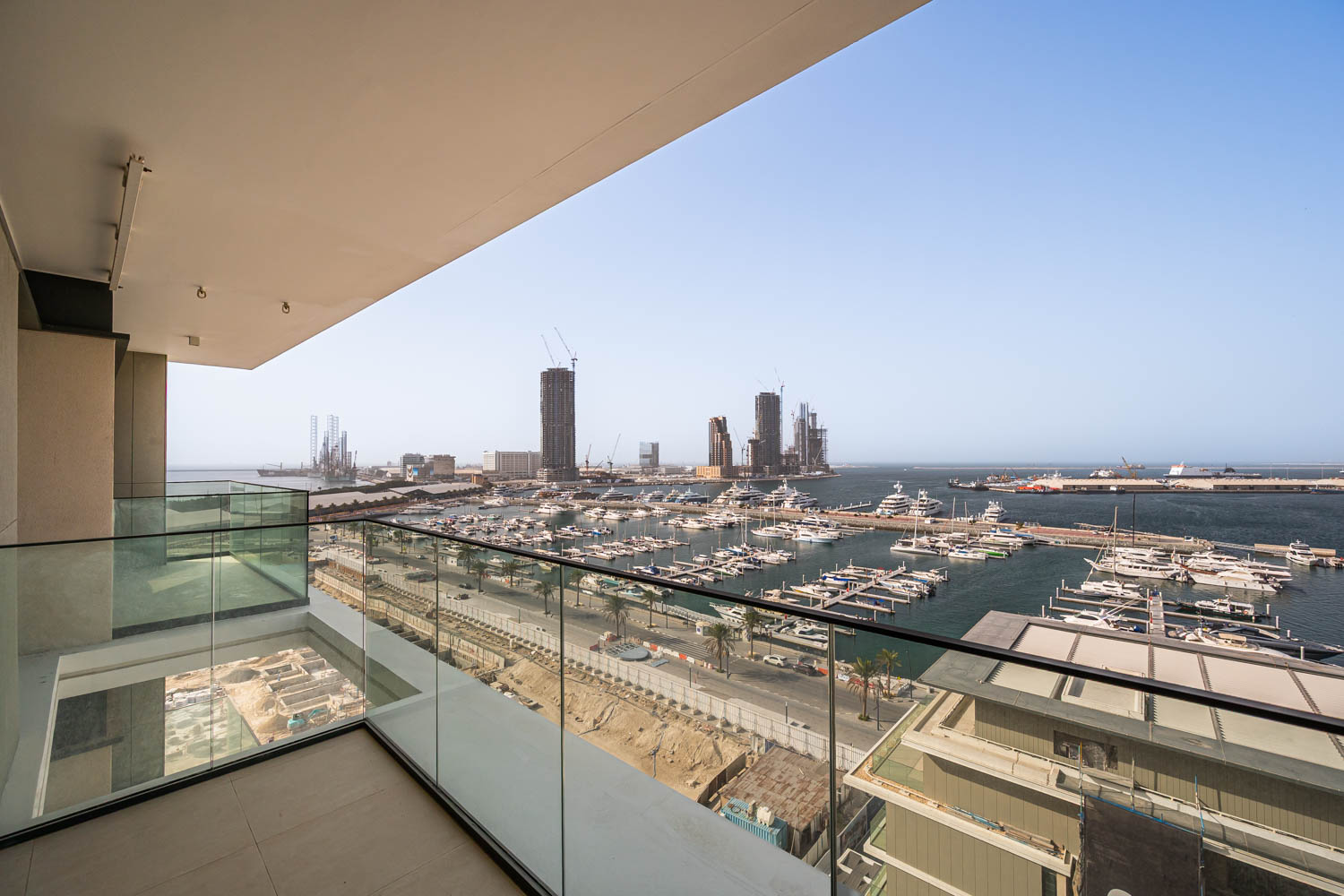 2 Bedrooms Apartment in Seagate Building 3