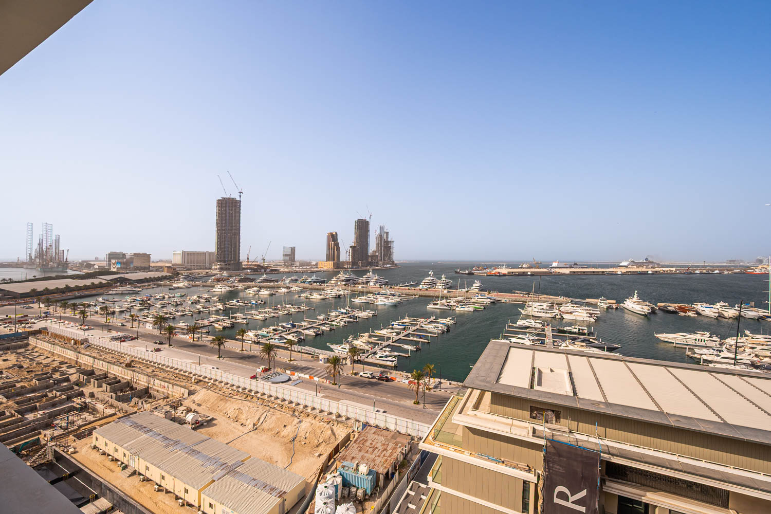 2 Bedrooms Apartment in Seagate Building 3