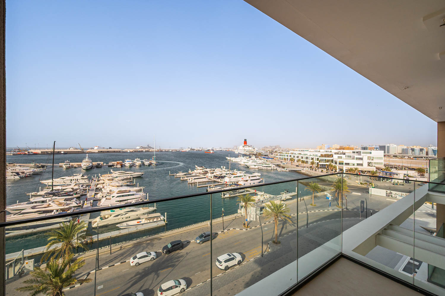 3 Bedrooms Apartment in Seagate Building 2