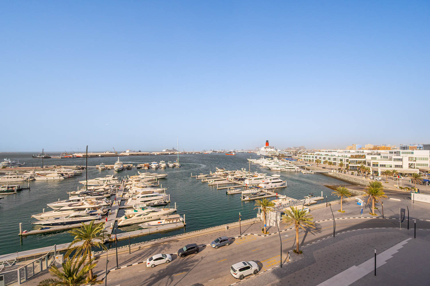 3 Bedrooms Apartment in Seagate Building 2